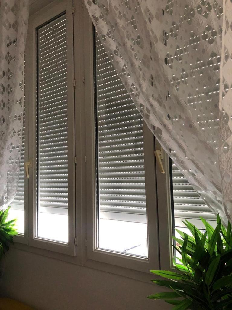 Apartamento Studyo Cosy 400 Metre Sacre Ceour París Exterior foto